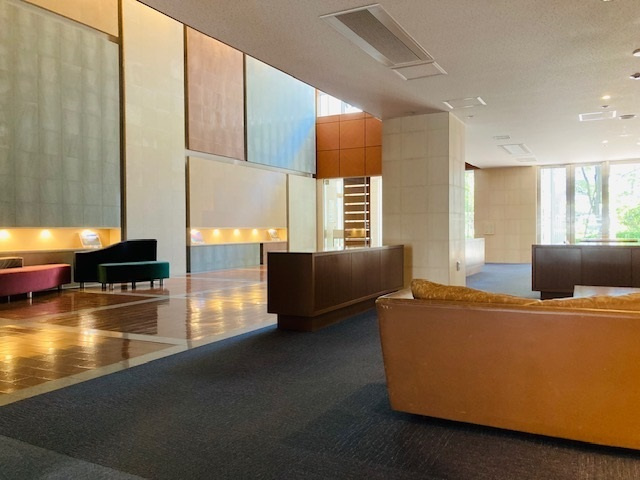 パークタワー東京イーストのエントランス