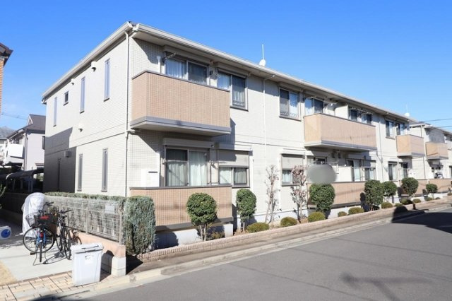 ソレアード　Ａ棟の外観