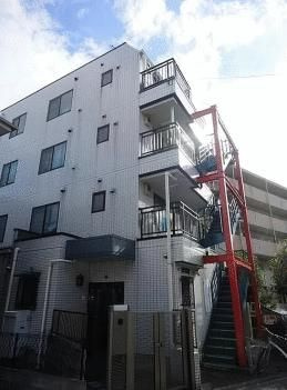 戸田市上戸田２丁目の一棟マンションの外観