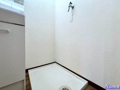 【設備】 | CRECER新栄 | 洗濯機置き場です。