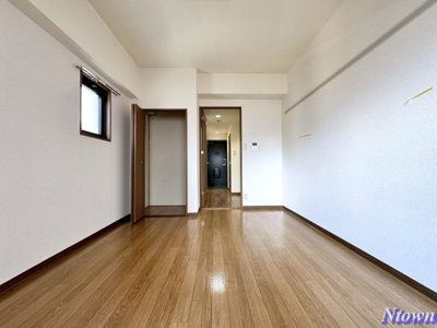 【居間・リビング】 | CRECER新栄 | ゆったりとしたリビングです