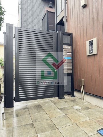 パストラーレ秋津のエントランス