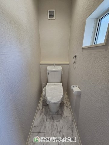 ワイウッドコート宇都宮市兵庫塚第1期のトイレ|トイレは１階と2階にございます♪