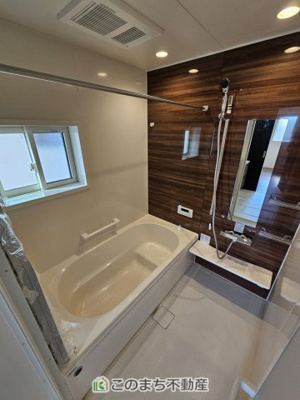 【浴室】 | ワイウッドコート宇都宮市兵庫塚第1期　3号棟 | ゆったりと入れるフルオートバスはお子様との団らんバスタイムが楽しめます♪
足を伸ばしてゆったりくつろげる１坪バスルームです☆