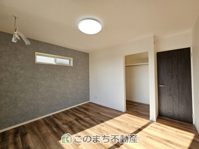 【洋室】 | ワイウッドコート宇都宮市兵庫塚第1期　3号棟 | 南向きで陽当たりの良い洋室♪風通しもよく快適です☆