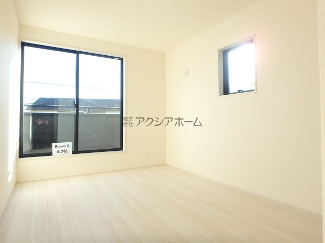 狭山市東三ツ木・全3棟　新築一戸建　1号棟　～陽当たり良好～の外観|【全3棟・1号棟】建築中写真(2025年10月28日撮影)