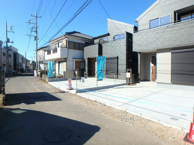 狭山市東三ツ木・全3棟　新築一戸建　1号棟　～陽当たり良好～の外観|建築中写真（2025年9月30日撮影）