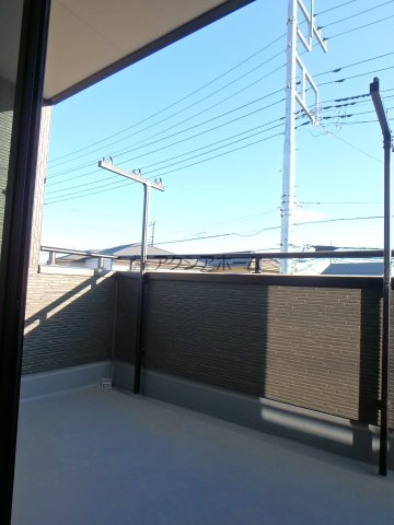 狭山市東三ツ木・全3棟　新築一戸建　1号棟　～陽当たり良好～の前面道路含む現地写真|建築中写真（2025年9月30日撮影）