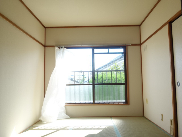 リバーサイド北別府の子供部屋