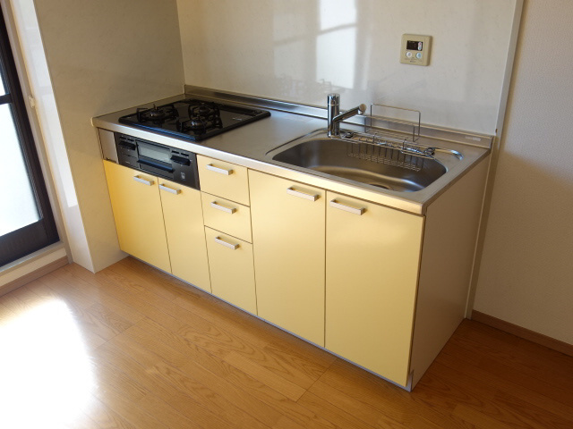 リバーサイド北別府のキッチン