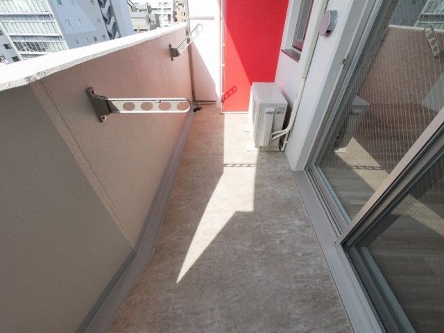 セレニテ西中島アリア弐番館のバルコニー