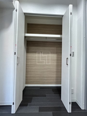 【収納】 | JESUS SQUARE namba | JESUS SQUARE namb　クローゼット