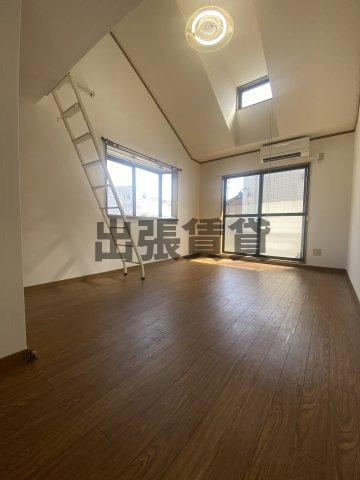 仲介手数料0円！！センチュリーコートの居間・リビング