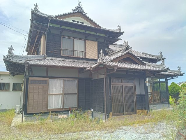 西条市丹原町古田265　中古住宅の外観