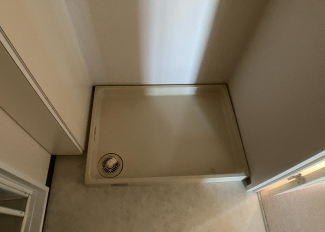 【ランドリースペース】 | 相武台西パークホームズ | ランドリースペースも気になります。洗濯機置場があり「洗う、干す、取り込む、アイロンがけ、たたむ」など、洗濯に関する家事をするための空間です。広さや収納など付帯設備も含めて、詳細は現地でご確認ください。