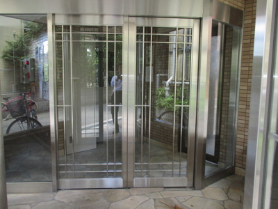 【エントランス】 | メゾンドゥミヤビ | エントランスです。