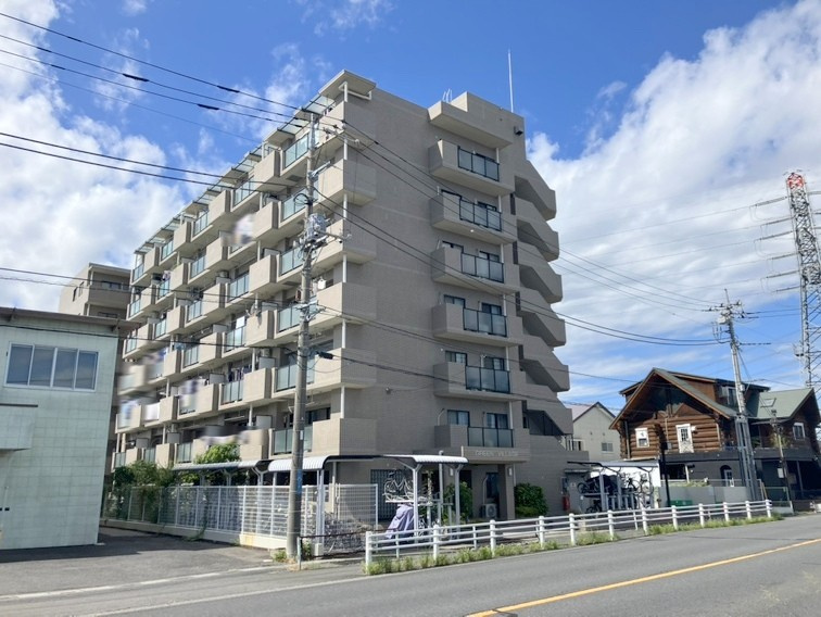 グリーンビレッジ東武動物公園の外観|外観/7階建て2階南東向きのお部屋のご紹介です！
