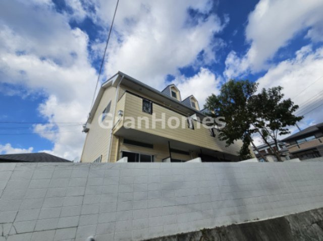 神戸市北区鈴蘭台北町４丁目のアパートの外観