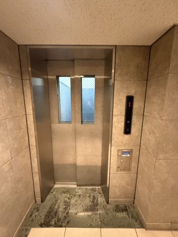 ザ・レジデンス行徳Ⅲのその他共用部分|エレベーターです。