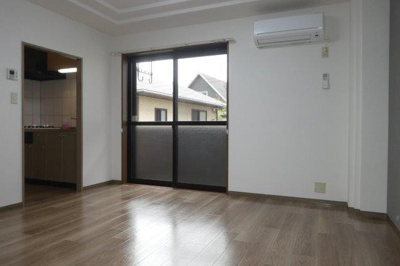 【居間・リビング】 | シャトーグレイス | 洋室