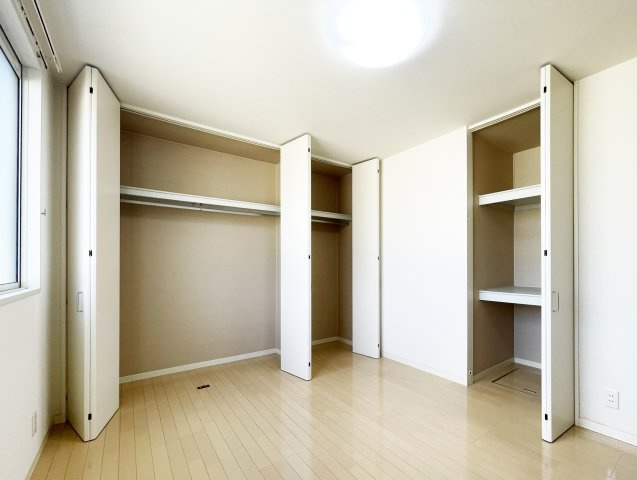 シャーメゾンサンモール A棟の収納