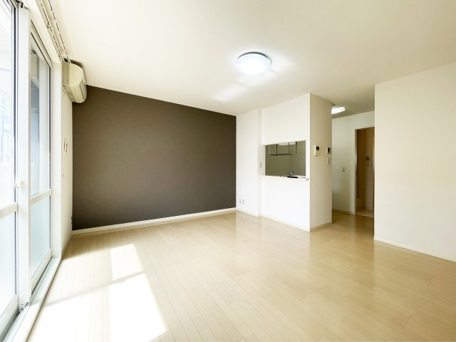 シャーメゾンサンモール A棟の居間・リビング