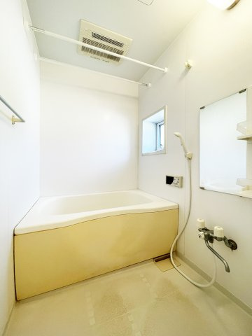 シャーメゾンサンモール A棟の浴室