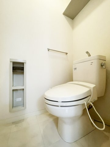 シャーメゾンサンモール A棟のトイレ