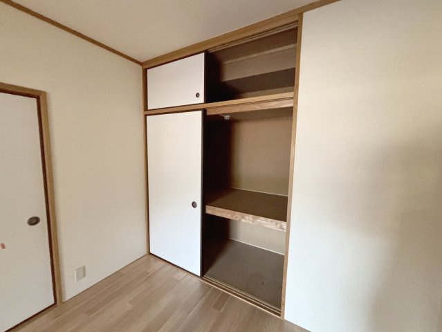 日宝ポニクレール府中の収納