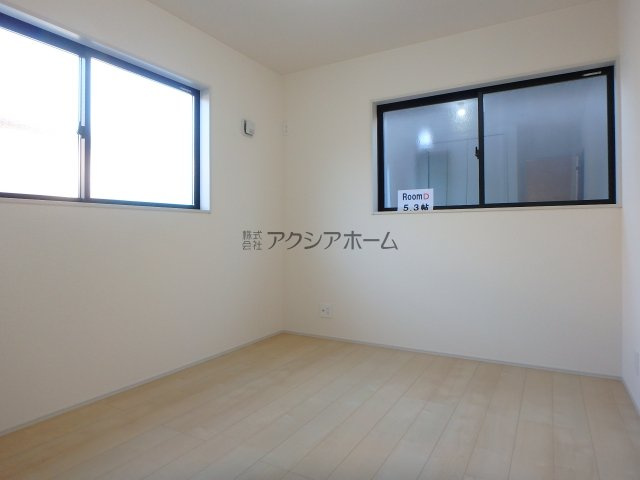 狭山市東三ツ木・全3棟　新築一戸建　2号棟　～陽当たり良好～の前面道路含む現地写真|2025年10月28日撮影