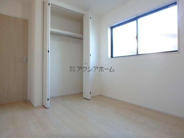 狭山市東三ツ木・全3棟　新築一戸建　2号棟　～陽当たり良好～の外観|建築中写真(2025年10月28日撮影)