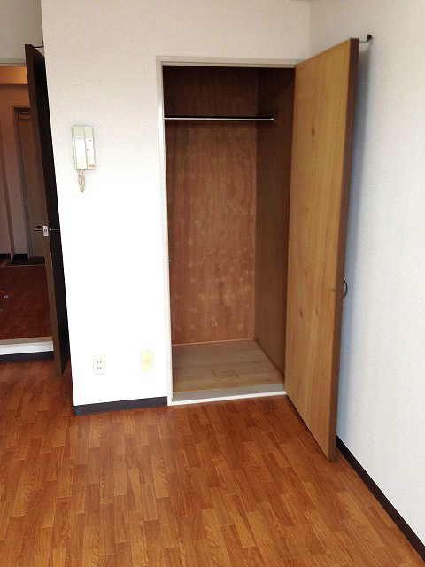 シングルマンション二見の収納