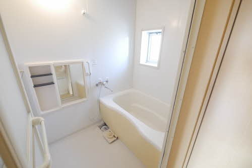 サザンクロス出水　C棟の浴室