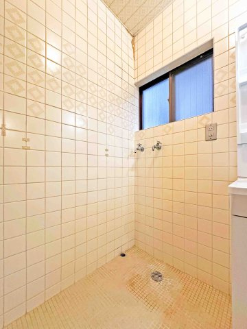 港区宝神町貸家のその他共用部分|洗濯機置き場