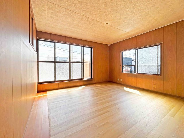 港区宝神町貸家の洋室|明るい洋室です