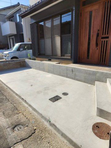 港区宝神町貸家の駐車場