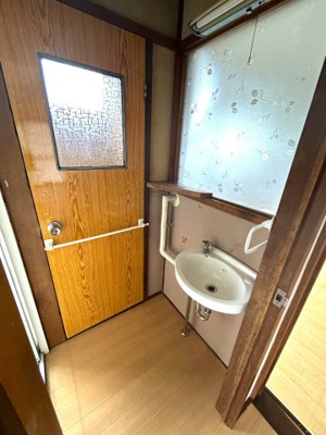 【洗面所】 | 渡部友清氏貸家