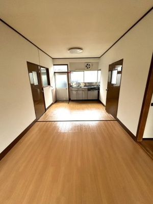 【居間・リビング】 | 渡部友清氏貸家