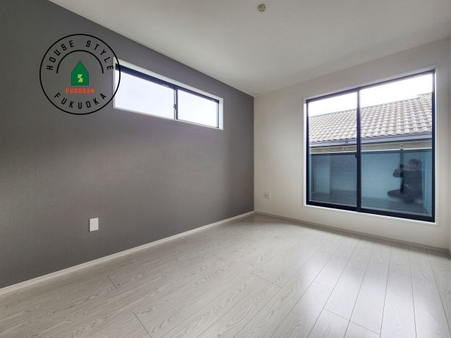 福岡市東区雁の巣1丁目第4-2棟（1号棟）の寝室|主寝室には収納力に優れたクローゼットがありますので、お部屋もすっきり片付きます。