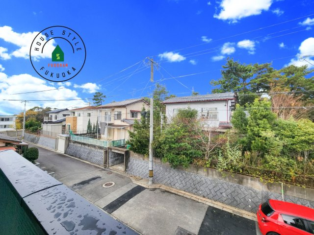 福岡市東区雁の巣1丁目第4-2棟（1号棟）の展望|窓から緑が見える物件も魅力的です。