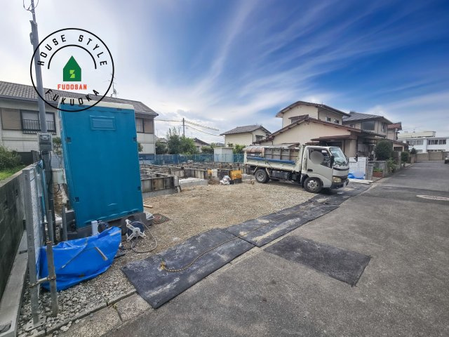 福岡市東区雁の巣1丁目第4-2棟（1号棟）の前面道路含む現地写真|見学の時間などお気軽にお問い合わせ下さい。