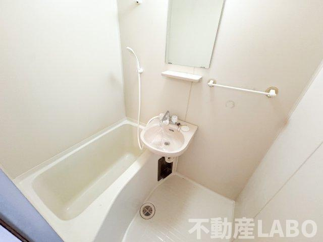 コンフォール長吉の浴室