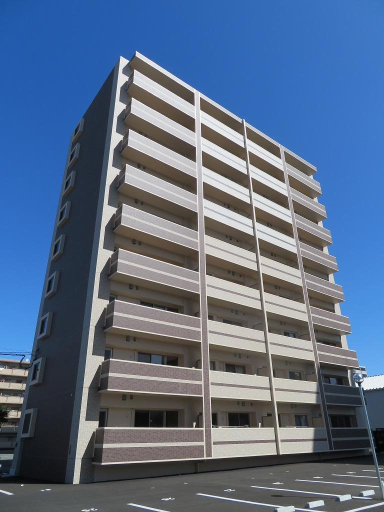 菊池郡菊陽町大字津久礼の賃貸マンションの外観