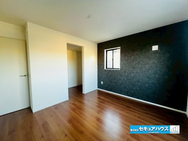 刈谷市野田町1期 全2棟の洋室|【洋室7.2帖】
◆広々とした居住空間は日々の暮らしを彩り、心のやすらぎと満足感を与えてくれます。通風と採光を考慮した設計は子供たちはのびのび育ち、家族でくつろぎと団らんを生み出します。　　　　　　　