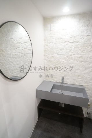 宝塚市泉町の事務所の洗面所