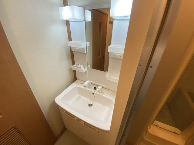 独立洗面化粧台付き☆