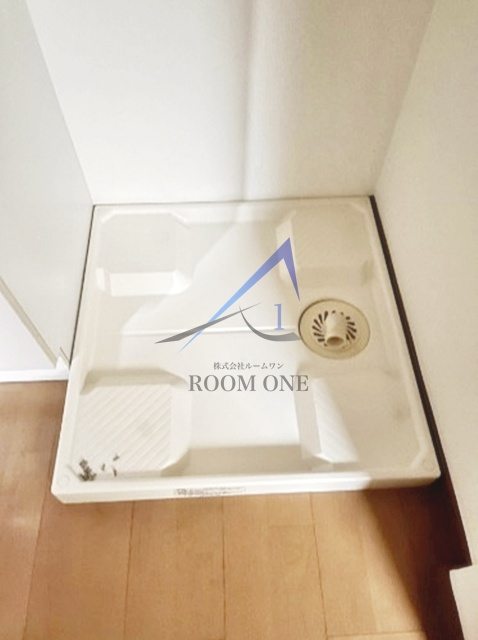 ラヤンヤードの設備|洗濯機置き場です。