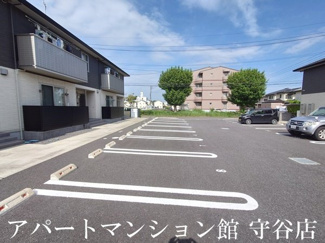 【駐車場】