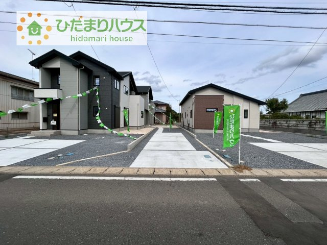 【駐車場】 | つくば市玉取1期　新築戸建　2号棟 | マイホームなら駐車場代がかかりません！しかも、自宅の駐車場で洗車ができます！今までコイン洗車に行っていた手間も省けて、節約にもつながります(^^♪