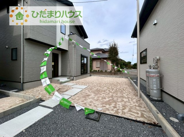 【庭】 | つくば市玉取1期　新築戸建　2号棟 | お子様の元気なお外遊びも、自宅のお庭なら安心ですね(^^♪